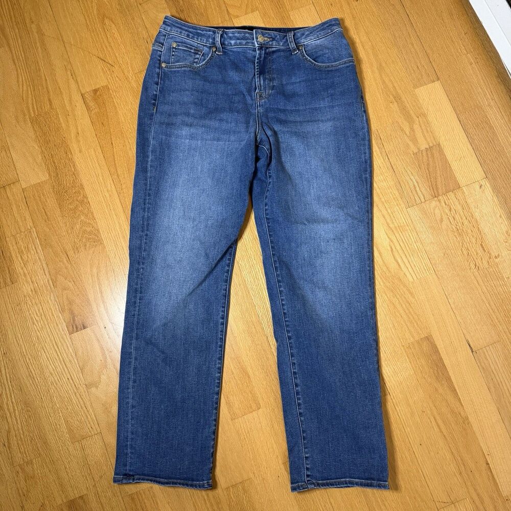 7 for All Mankind $228 Calie Straight Leg Jeans Atlanta 32 Med Wash Mid Rise